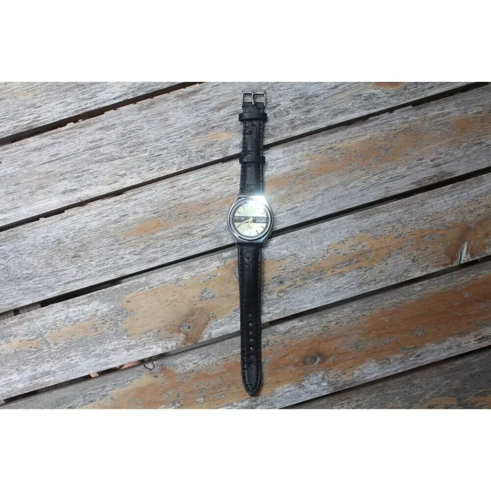 Vintage 1978 Citizen Automatic Mens Silver Watch W/daydate & Gold accents